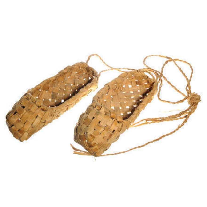 Вакуумные лапти. Дворовая игра лапта. Лапти лапта. Цветнополье лапта. Лапта соревнования.